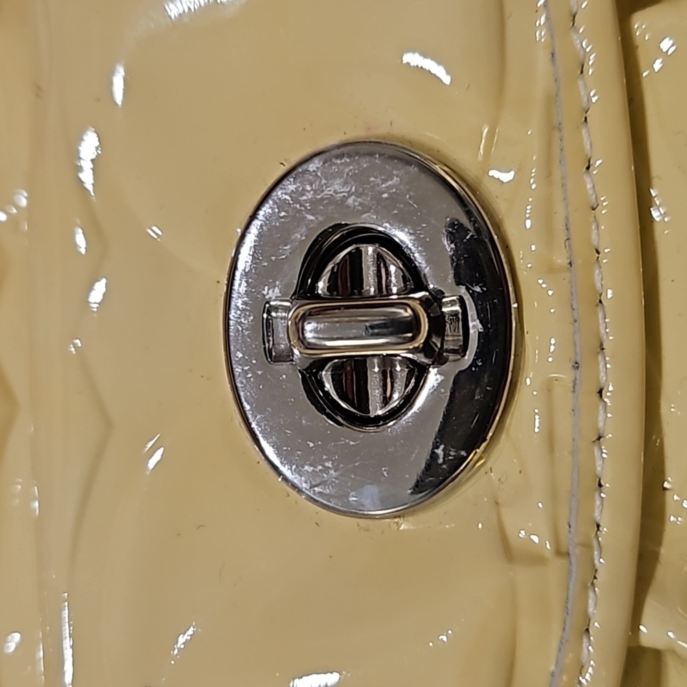 Coach Handbag - Picture 13 of 16